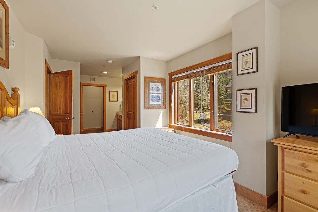20 Hunki Dori Court Keystone CO 80435