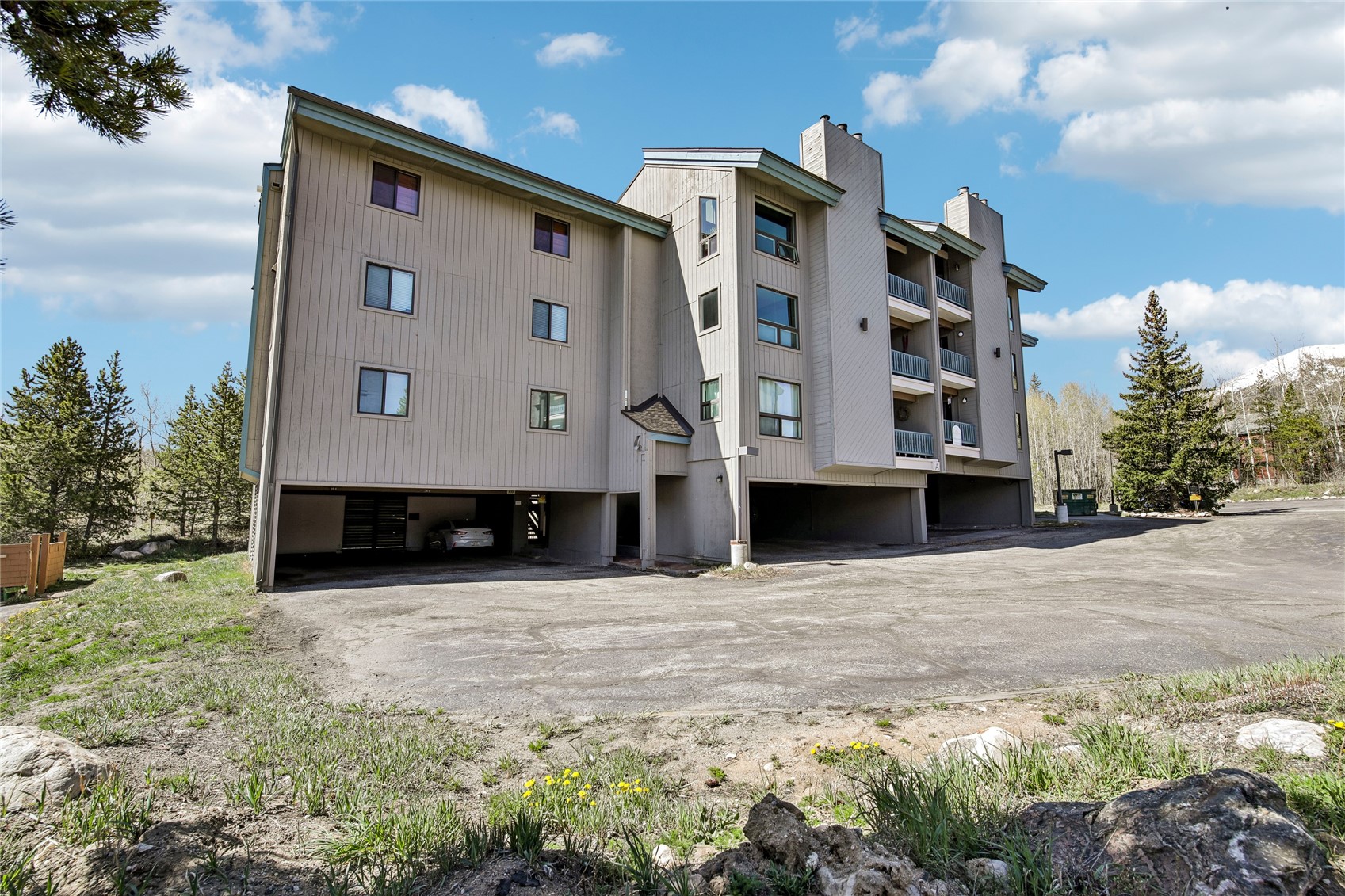 101 Ryan Gulch Court Silverthorne CO 80498