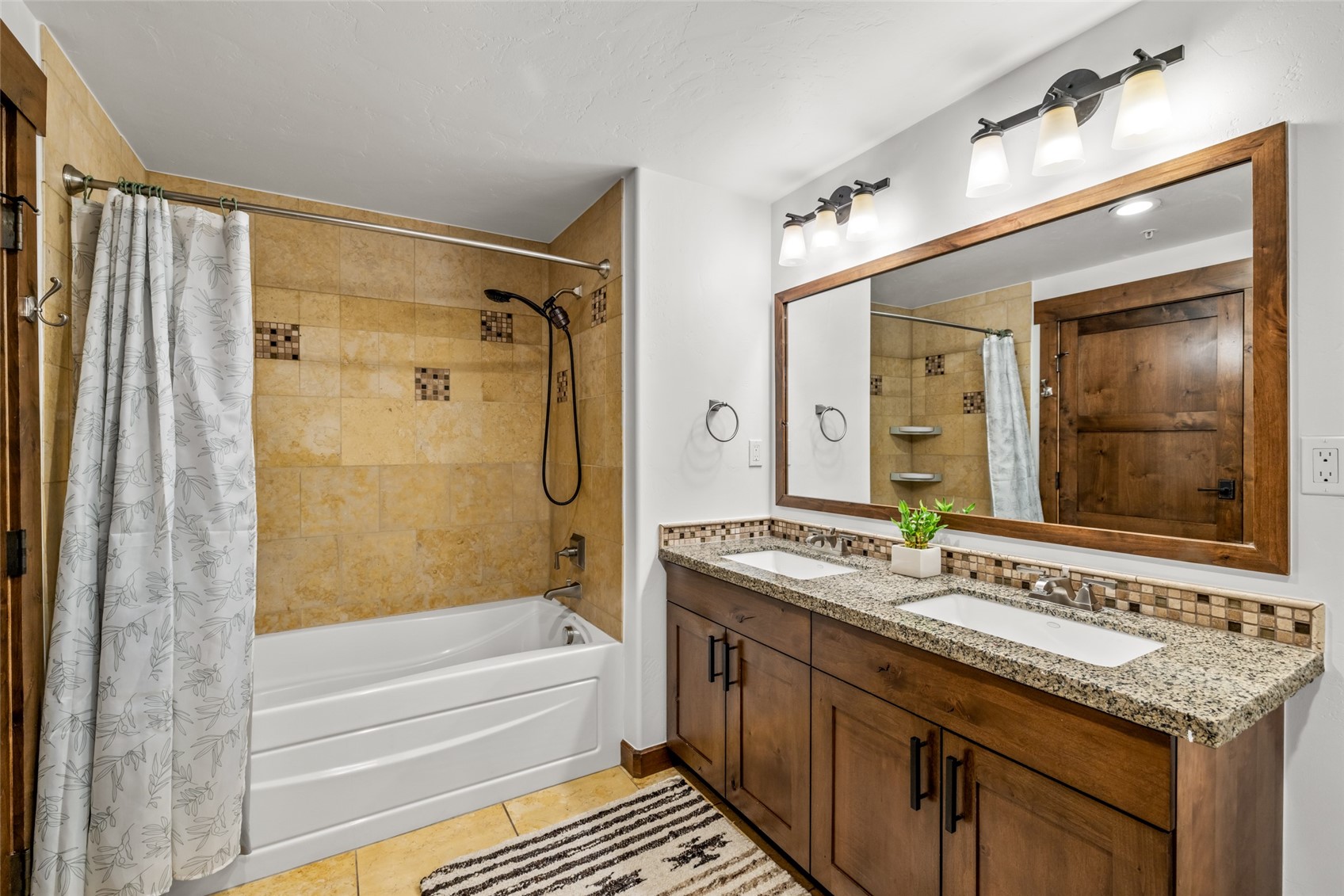 1175 Bangtail Way Steamboat Springs CO 80487