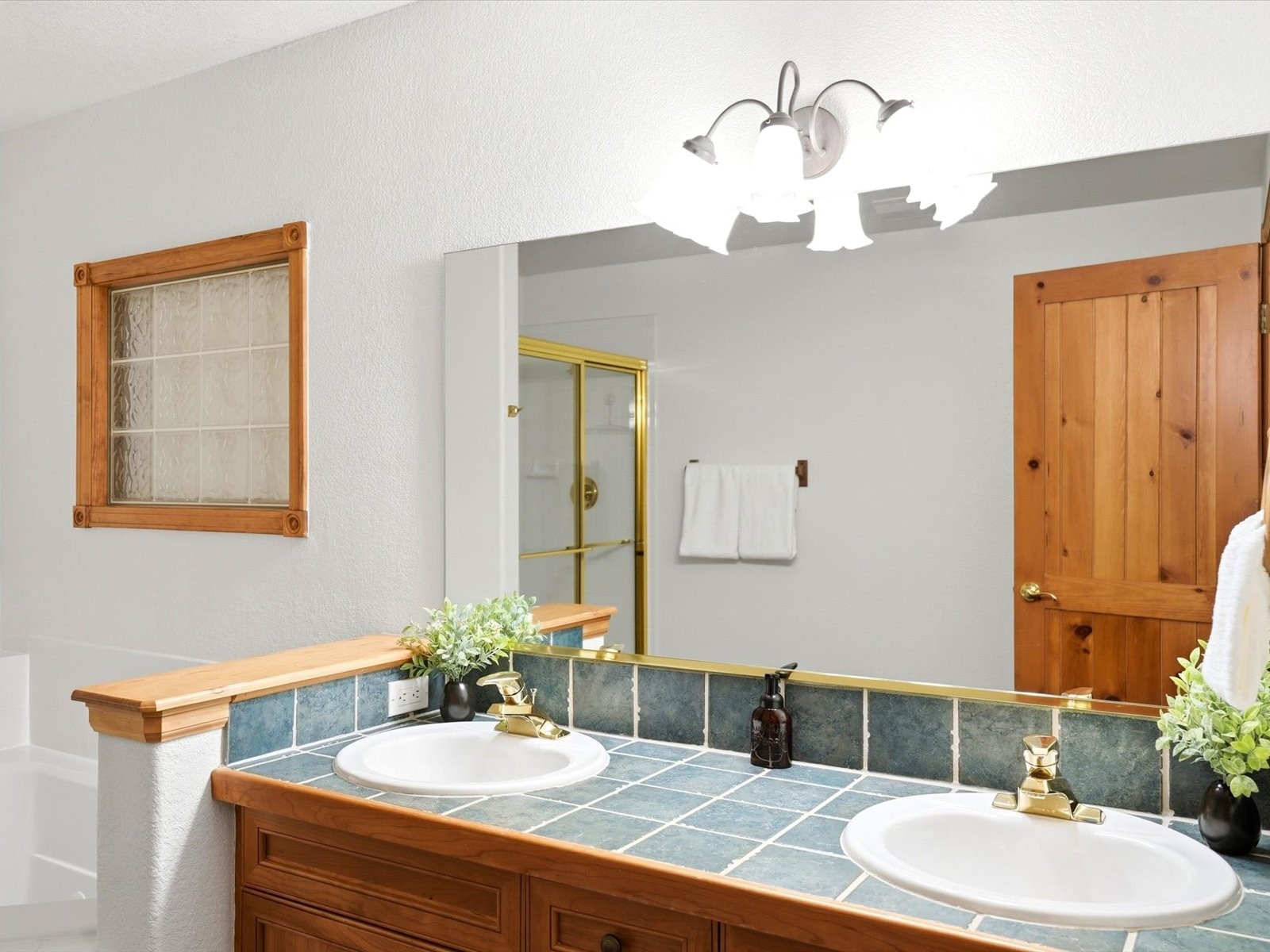 28 Skyline Drive Dillon CO 80435