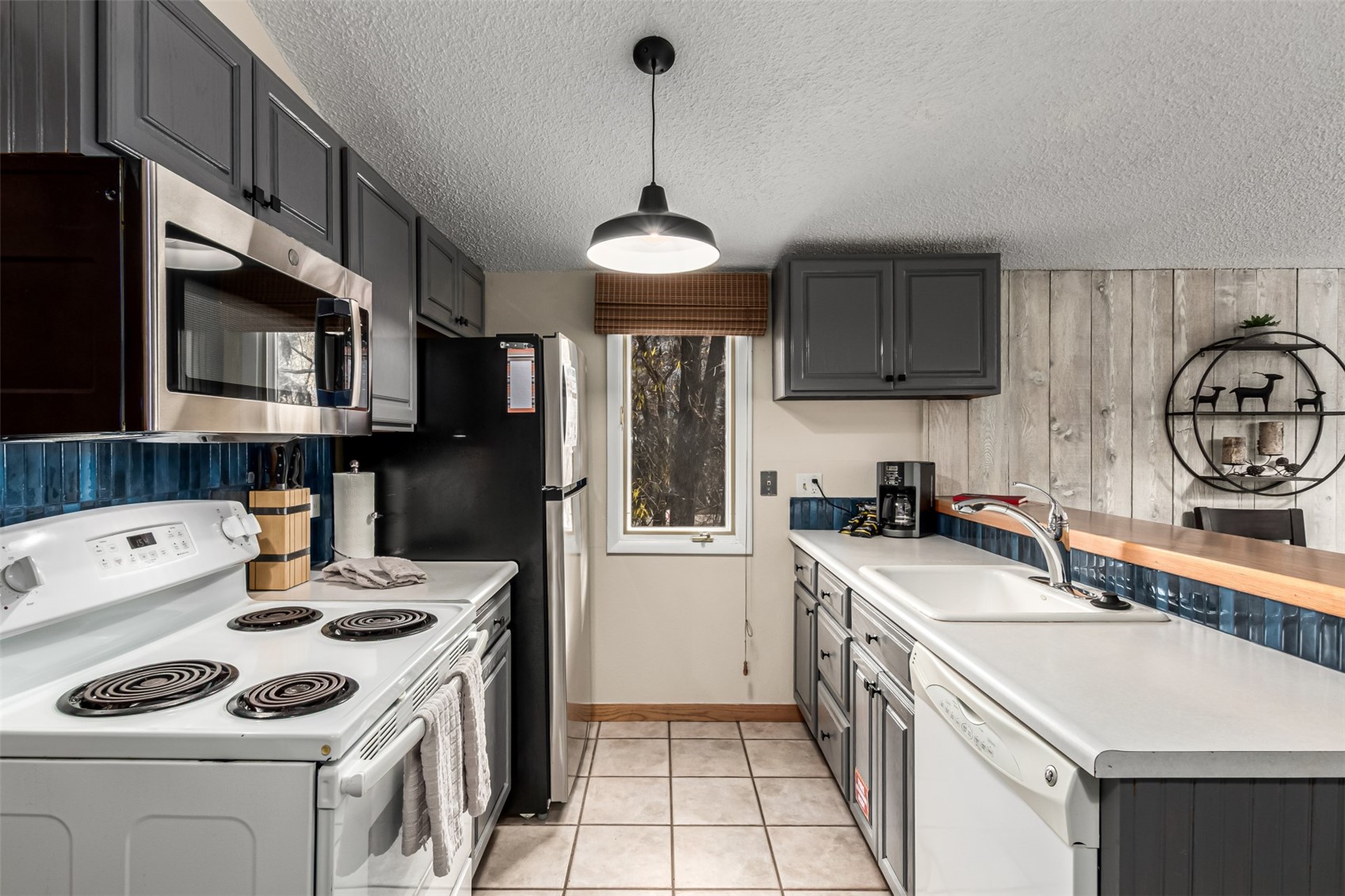 903 N Frontage Road W Vail CO 81657