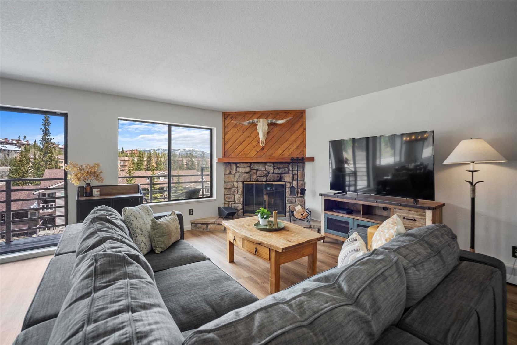 9876 Ryan Gulch Road Silverthorne CO 80498