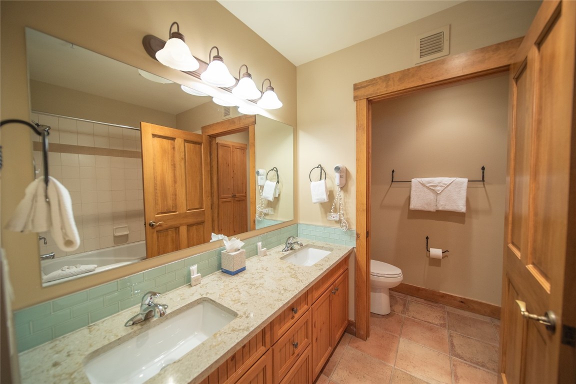 53 Hunki Dori Court Dillon CO 80435