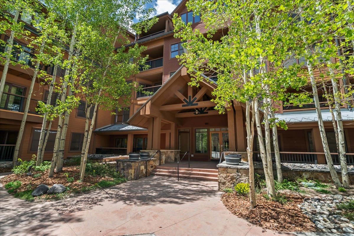 53 Hunki Dori Court Keystone CO 80435