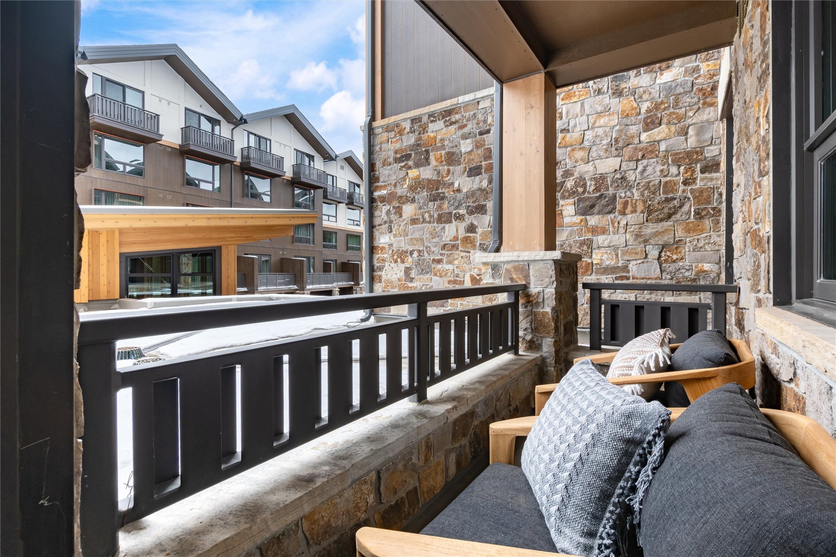 75 Hunkidori Court Keystone CO 80435