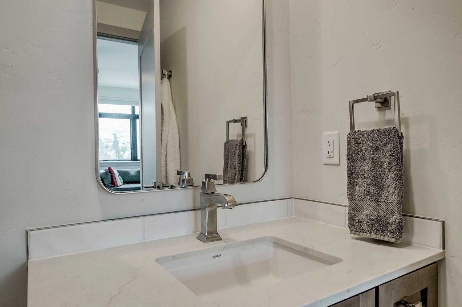 37 W 4th Street Silverthorne CO 80498