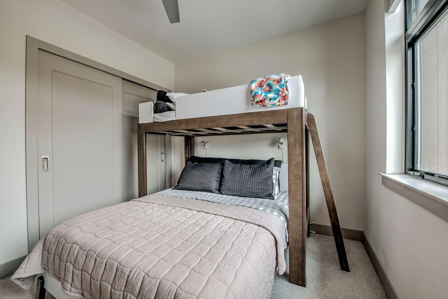 37 W 4th Street Silverthorne CO 80498