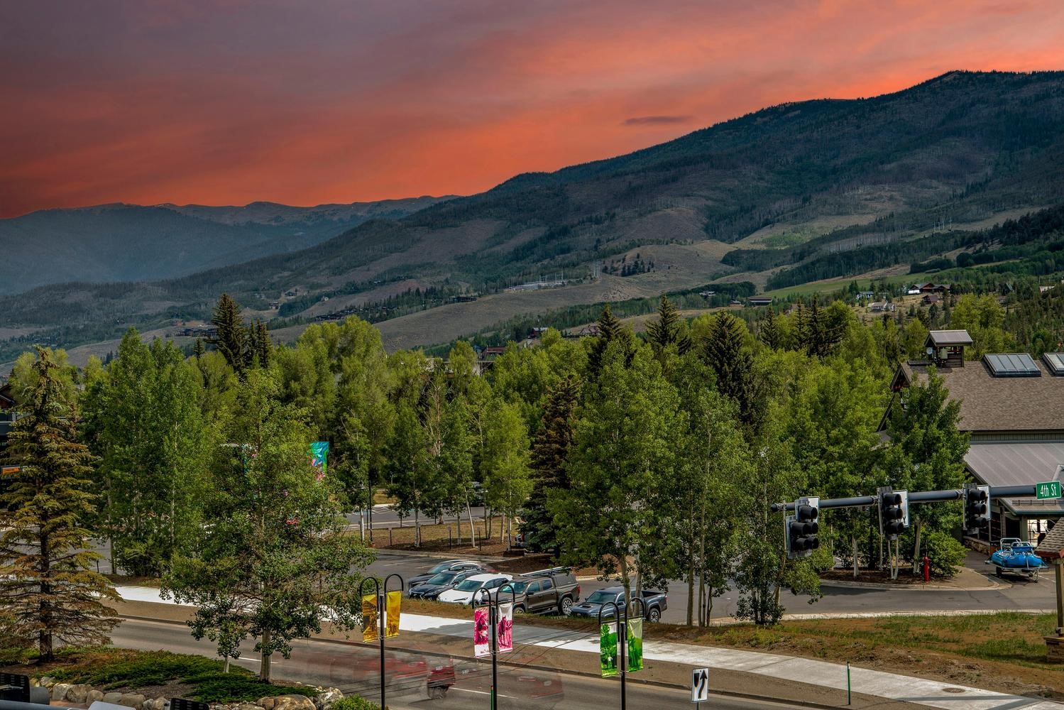 37 W 4th Street Silverthorne CO 80498