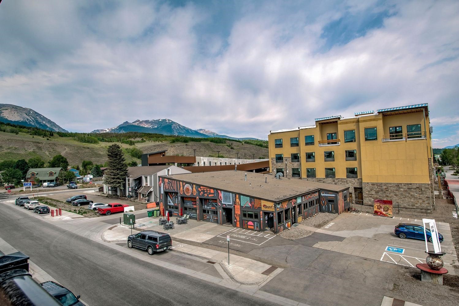 37 W 4th Street Silverthorne CO 80498