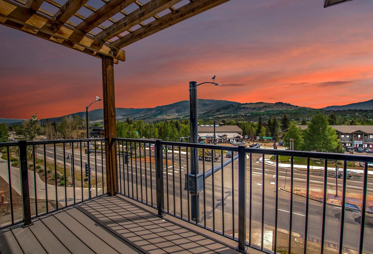 37 W 4th Street Silverthorne CO 80498