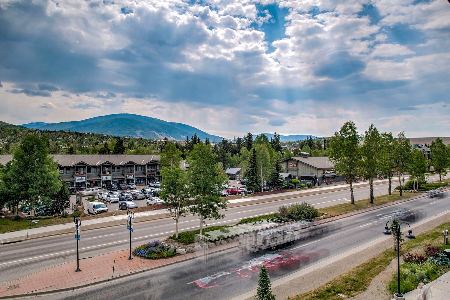 37 W 4th Street Silverthorne CO 80498
