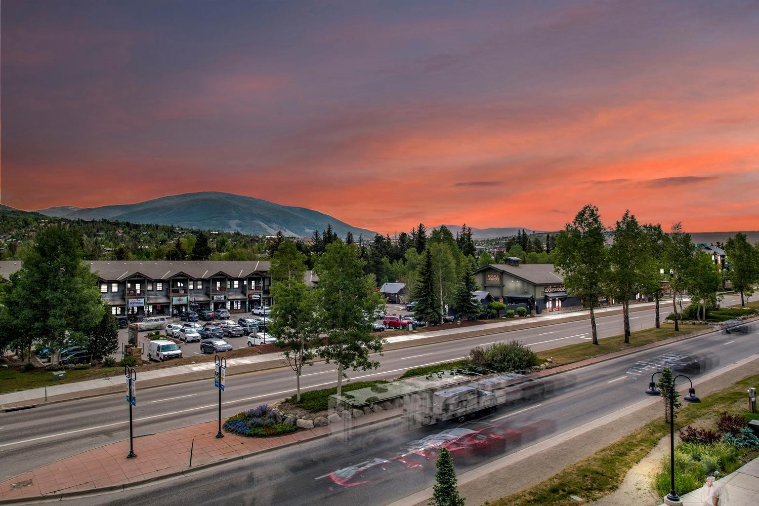 37 W 4th Street Silverthorne CO 80498