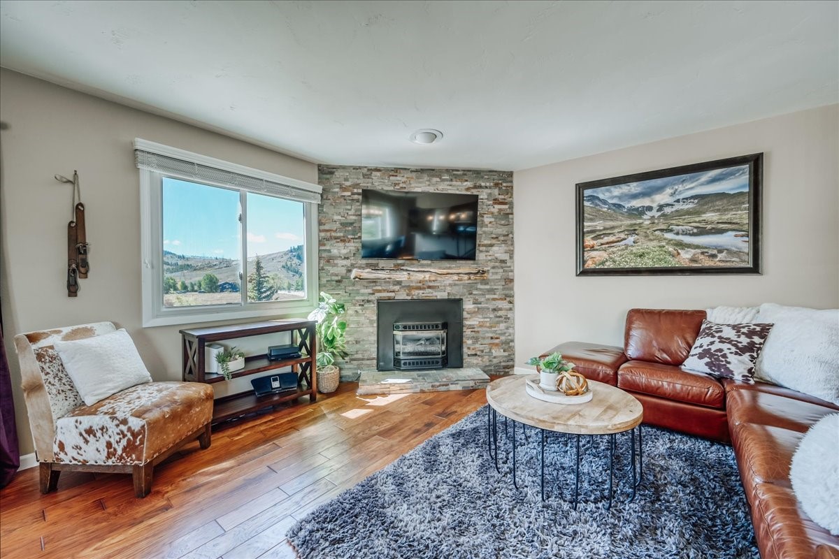 Dillon CO, 76 Cove Boulevard, Unit E12