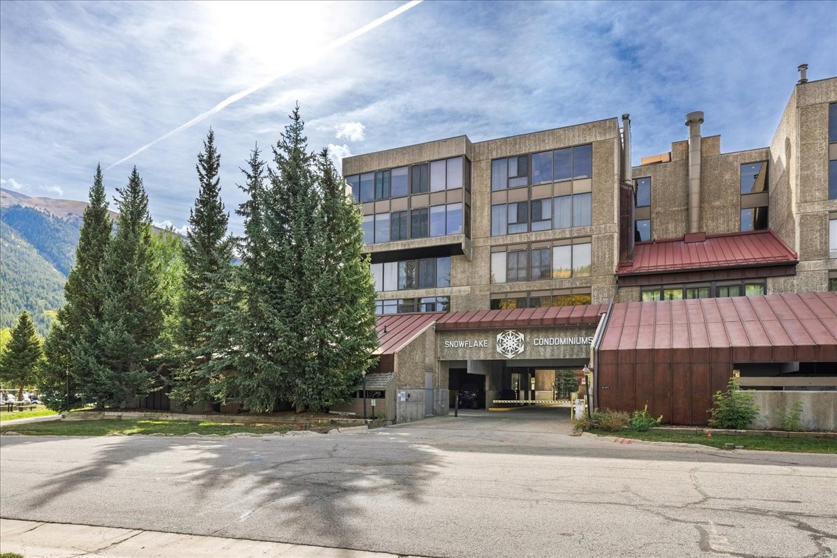 Copper Mountain CO, 104 Wheeler Place, Unit 205