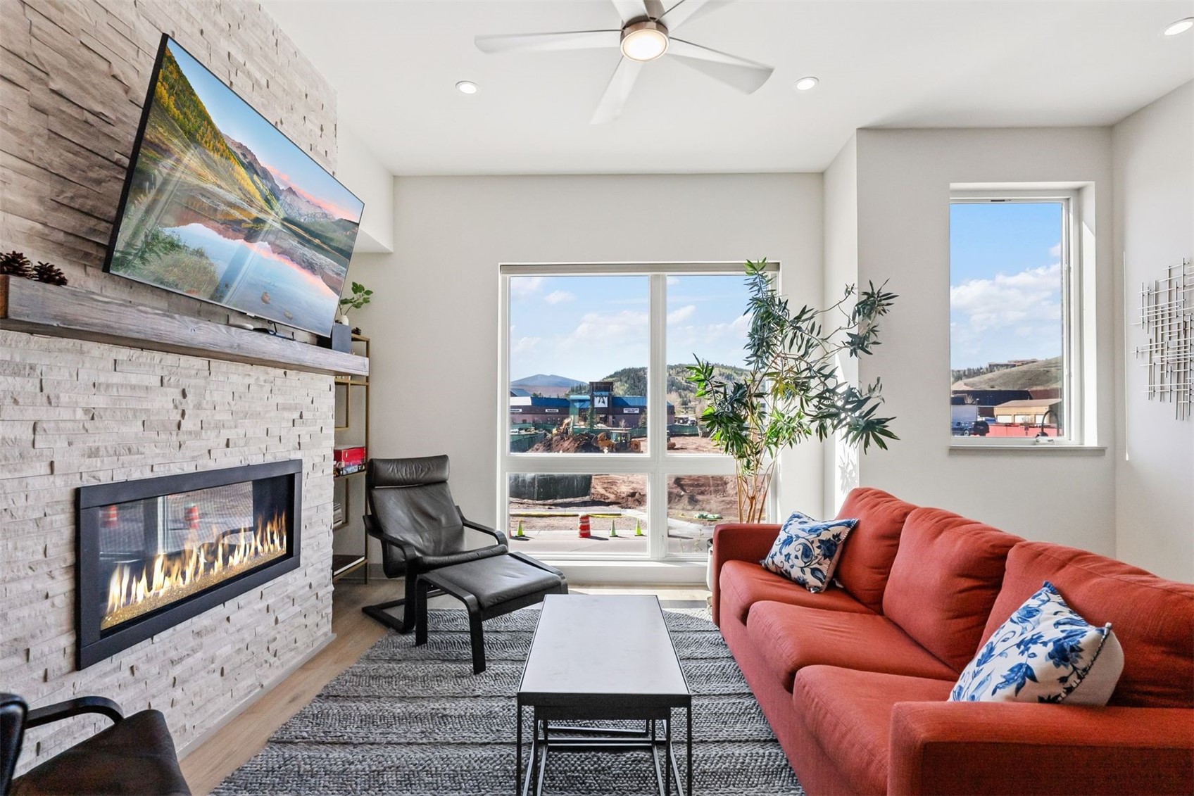 50 W 3rd Street Silverthorne CO 80498