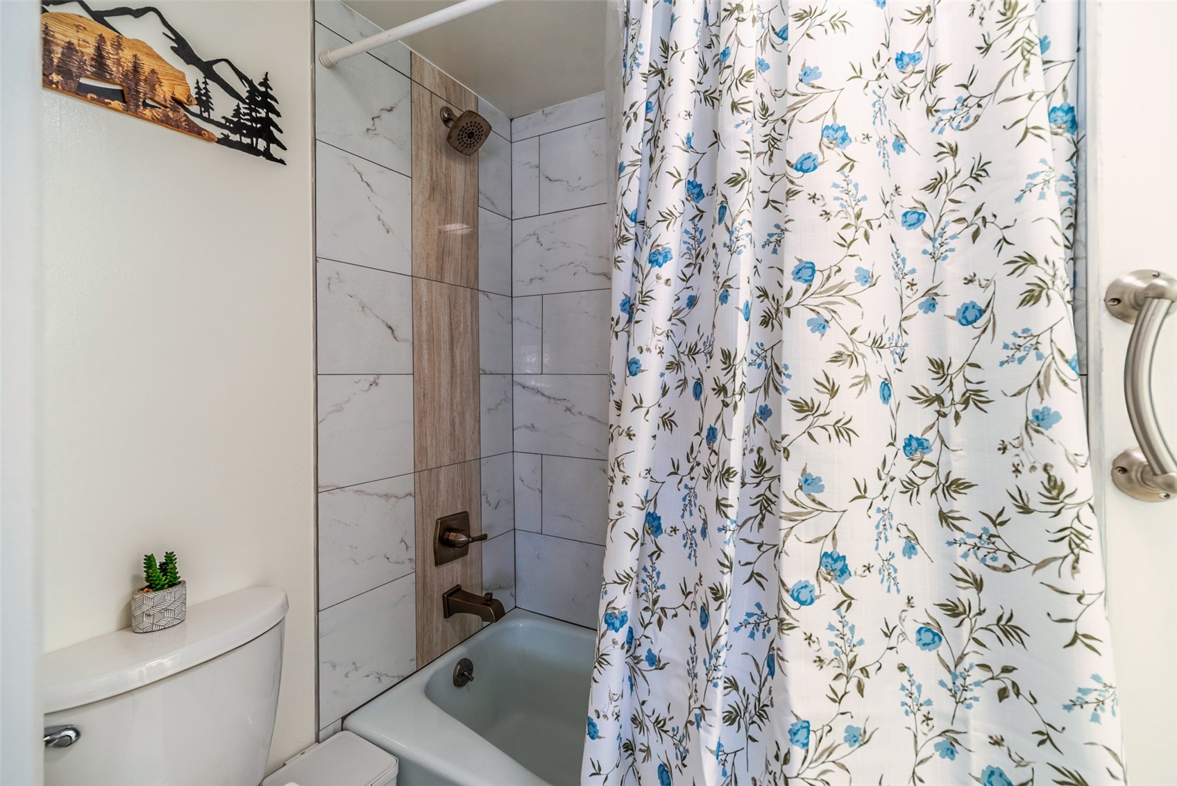 370 E La Bonte Street Dillon CO 80435