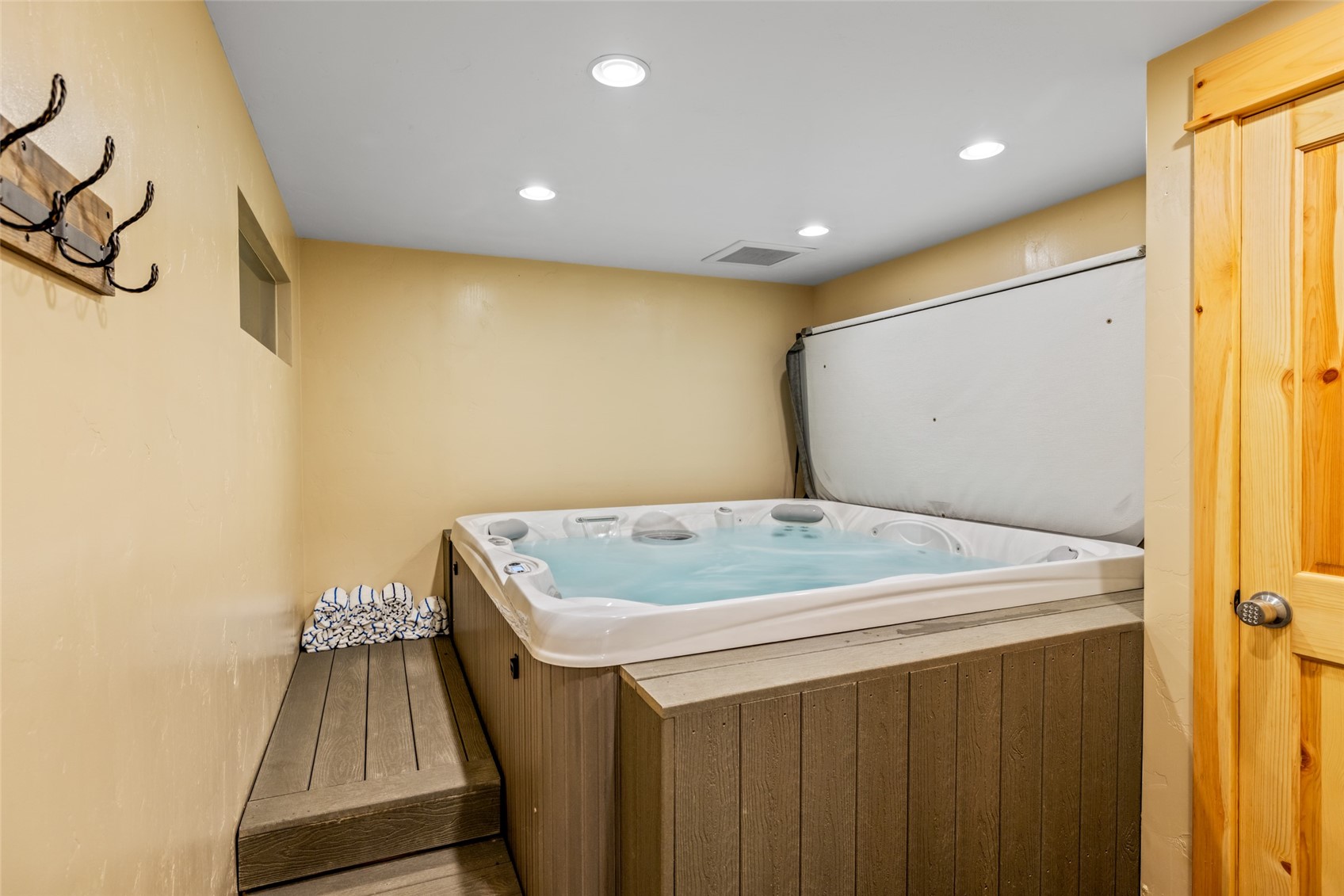 2650 Medicine Springs Drive Steamboat Springs CO 80487