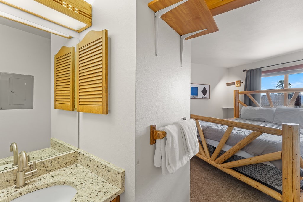 9401 Ryan Gulch Road Silverthorne CO 80498