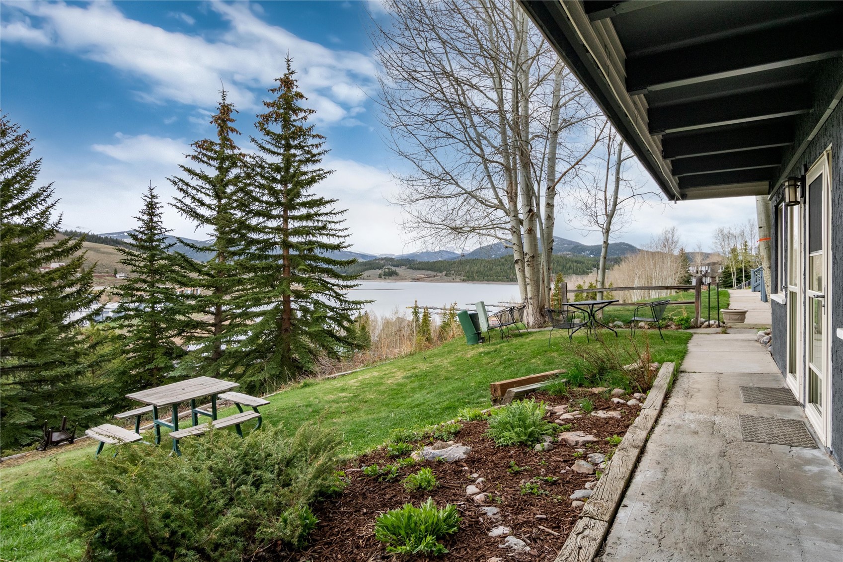 370 E La Bonte Street Dillon CO 80435