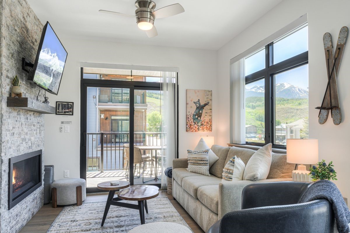 37 W 4th Street Silverthorne CO 80498