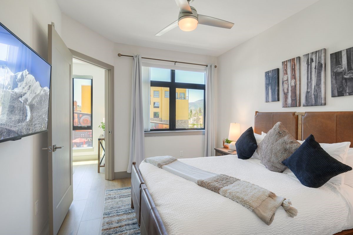 37 W 4th Street Silverthorne CO 80498