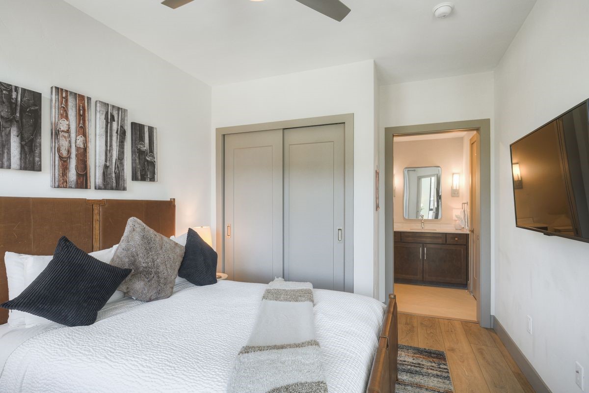37 W 4th Street Silverthorne CO 80498