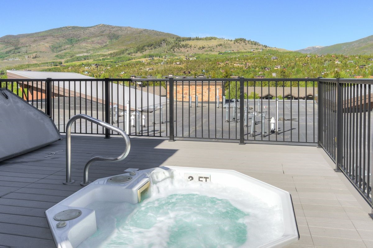 37 W 4th Street Silverthorne CO 80498