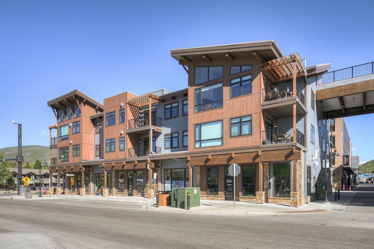 37 W 4th Street Silverthorne CO 80498