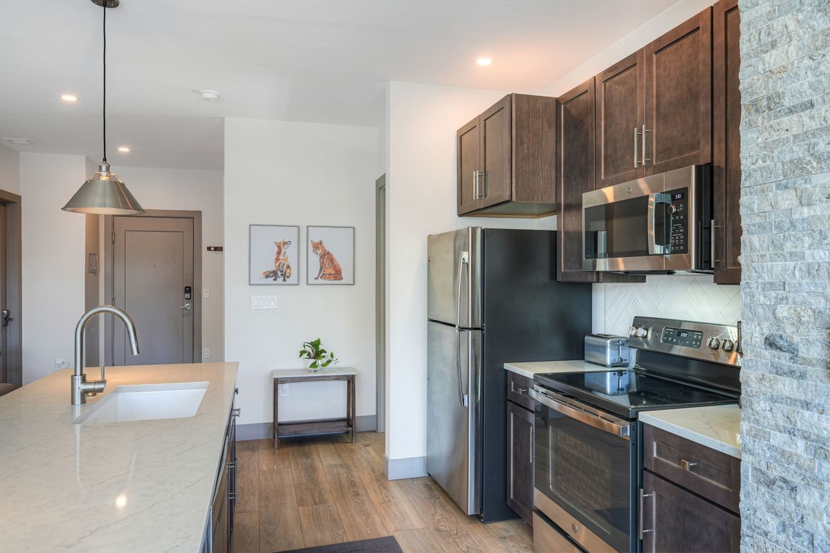37 W 4th Street Silverthorne CO 80498