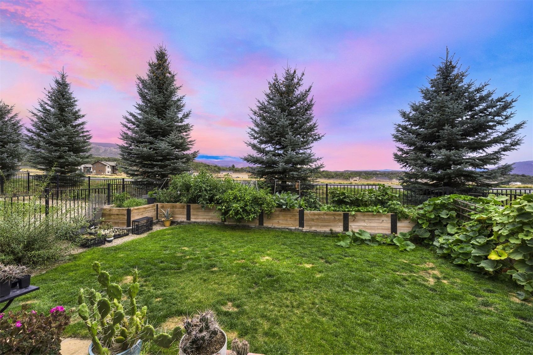 1240 Hawks Nest Lane Gypsum CO 81637