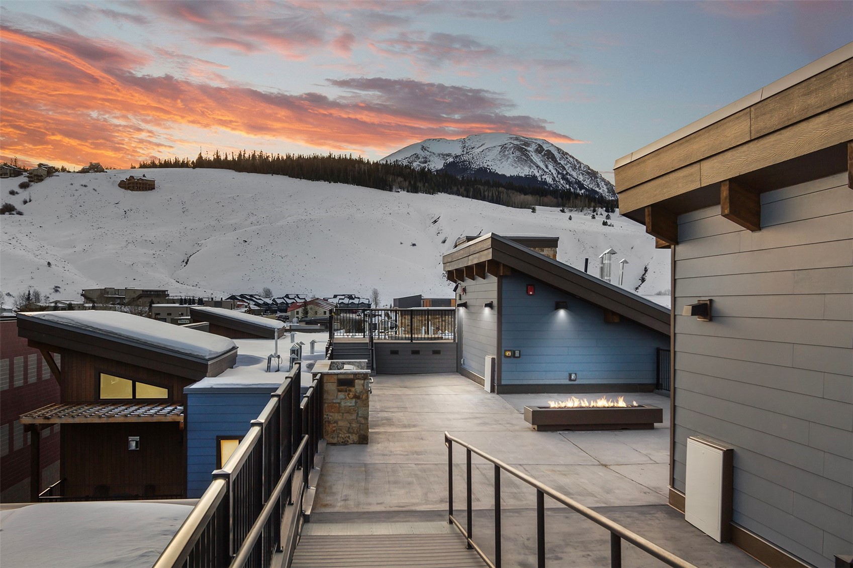 75 W 4th Street Silverthorne CO 80498