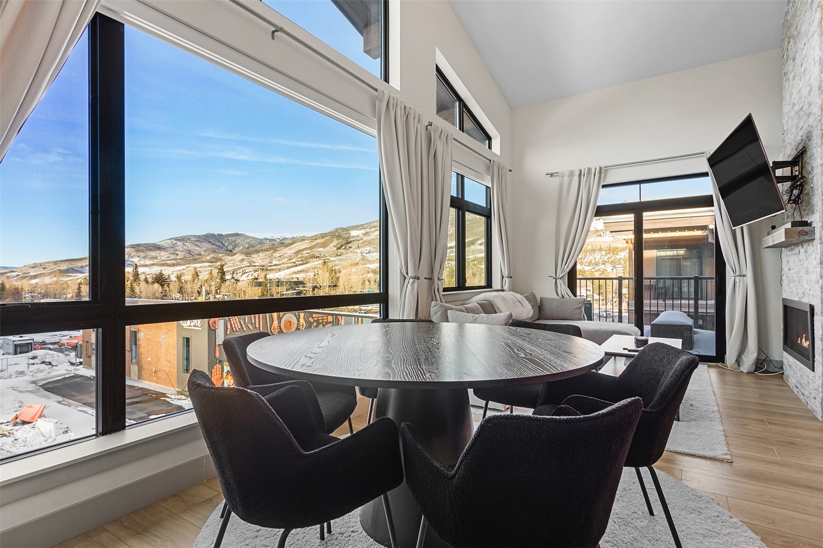 75 W 4th Street Silverthorne CO 80498