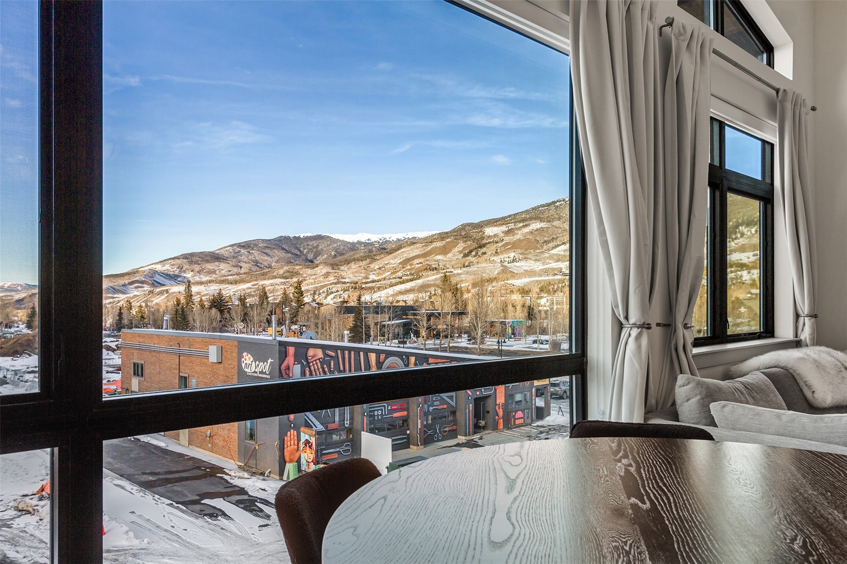 75 W 4th Street Silverthorne CO 80498