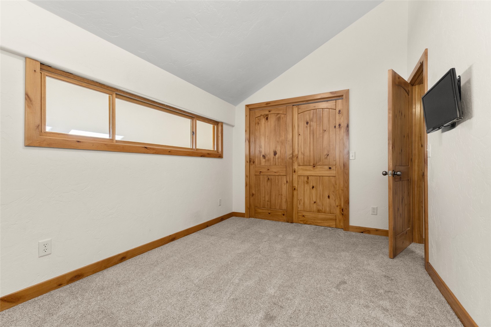 23015 Schussmark Trail Oak Creek CO 80467