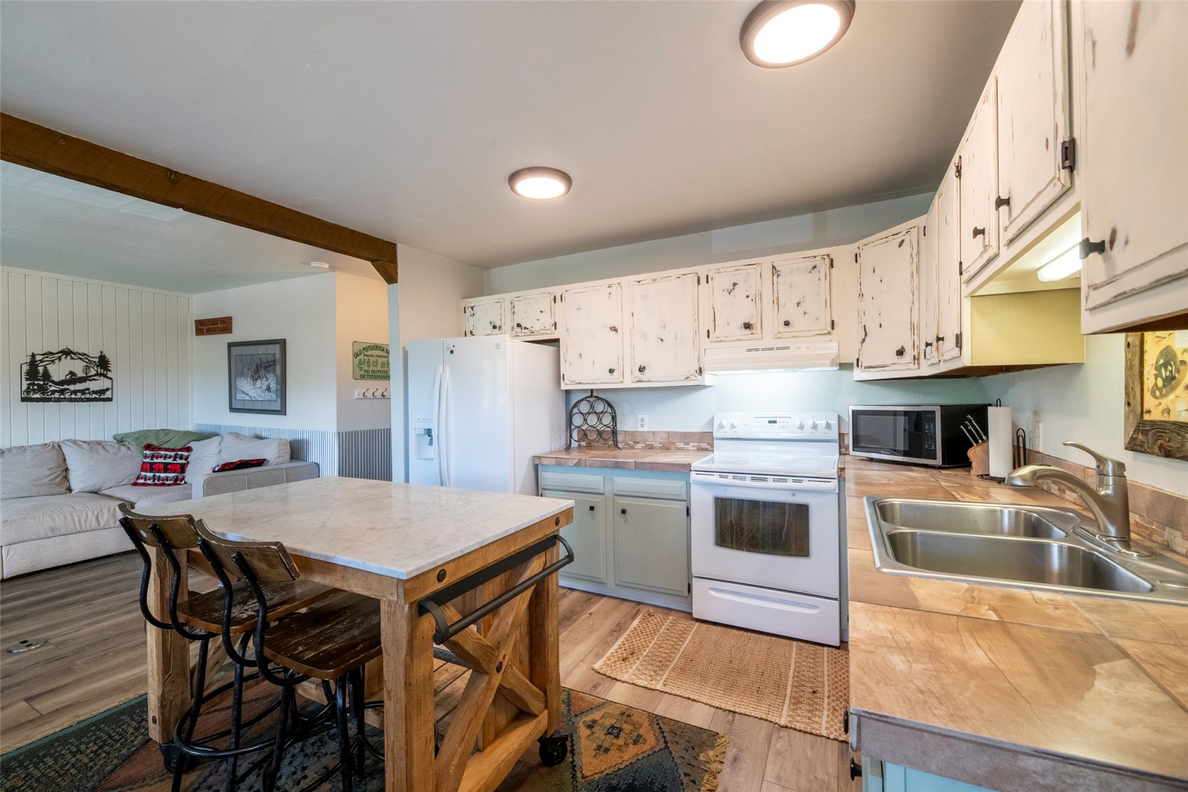 23800 Cr16 Oak Creek CO 80467