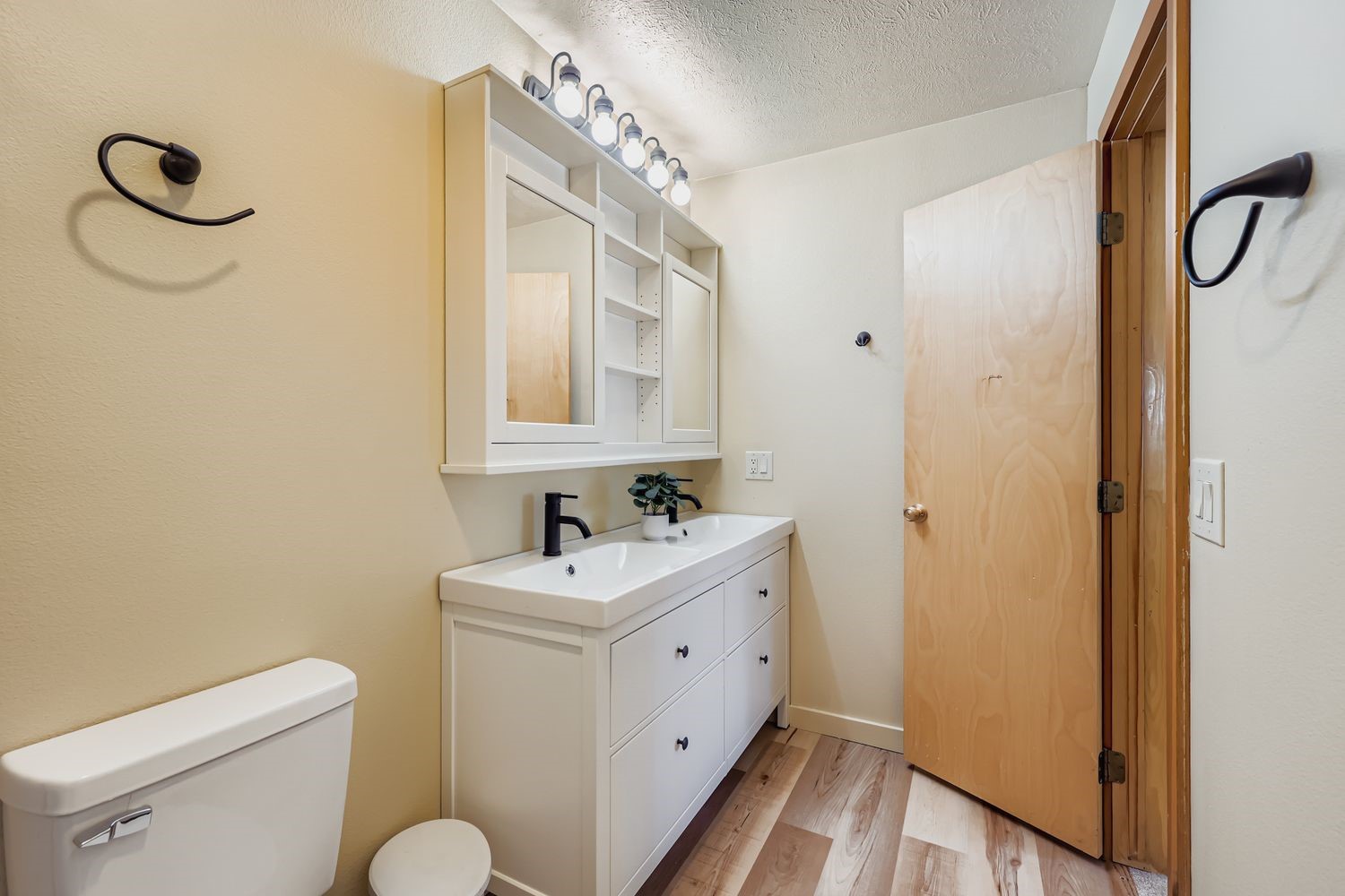 91300 Ryan Gulch Road Silverthorne CO 80498