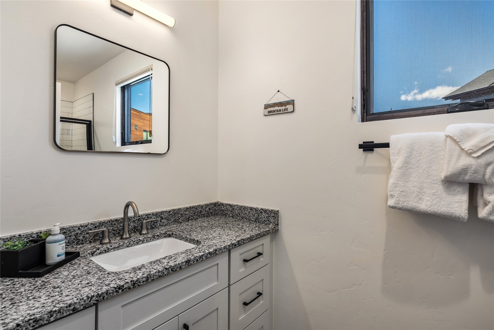 557 Center Circle Silverthorne CO 80498