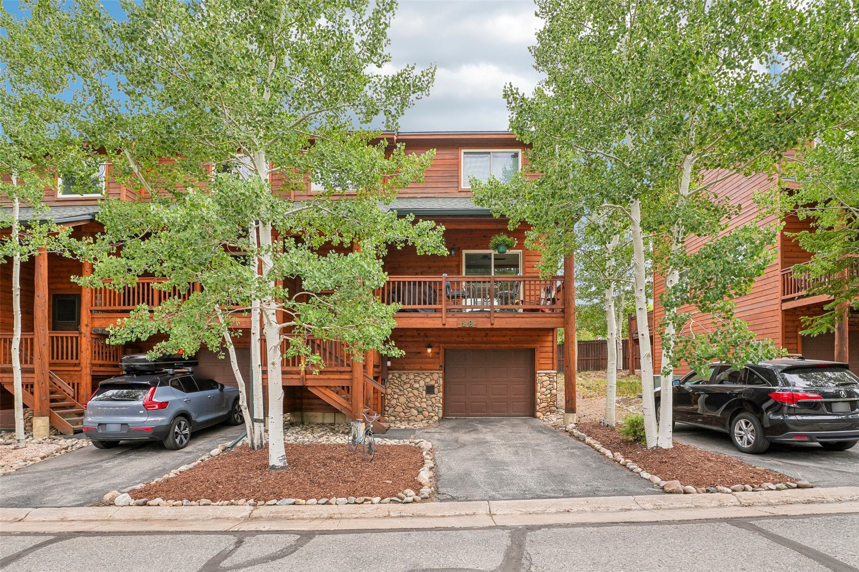 Dillon CO, 18 Crown Court, Unit 2173