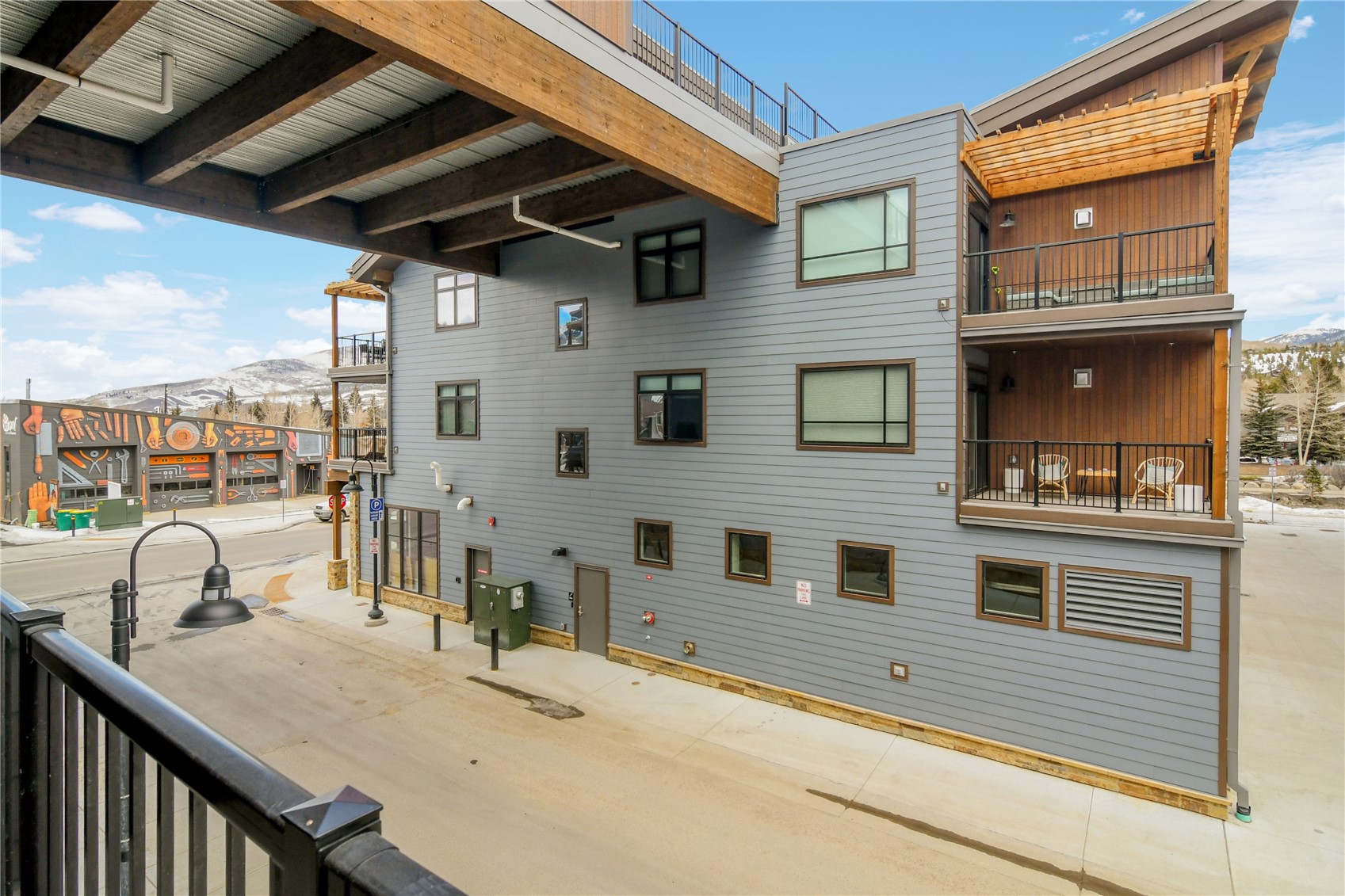 75 W 4th Street Silverthorne CO 80498
