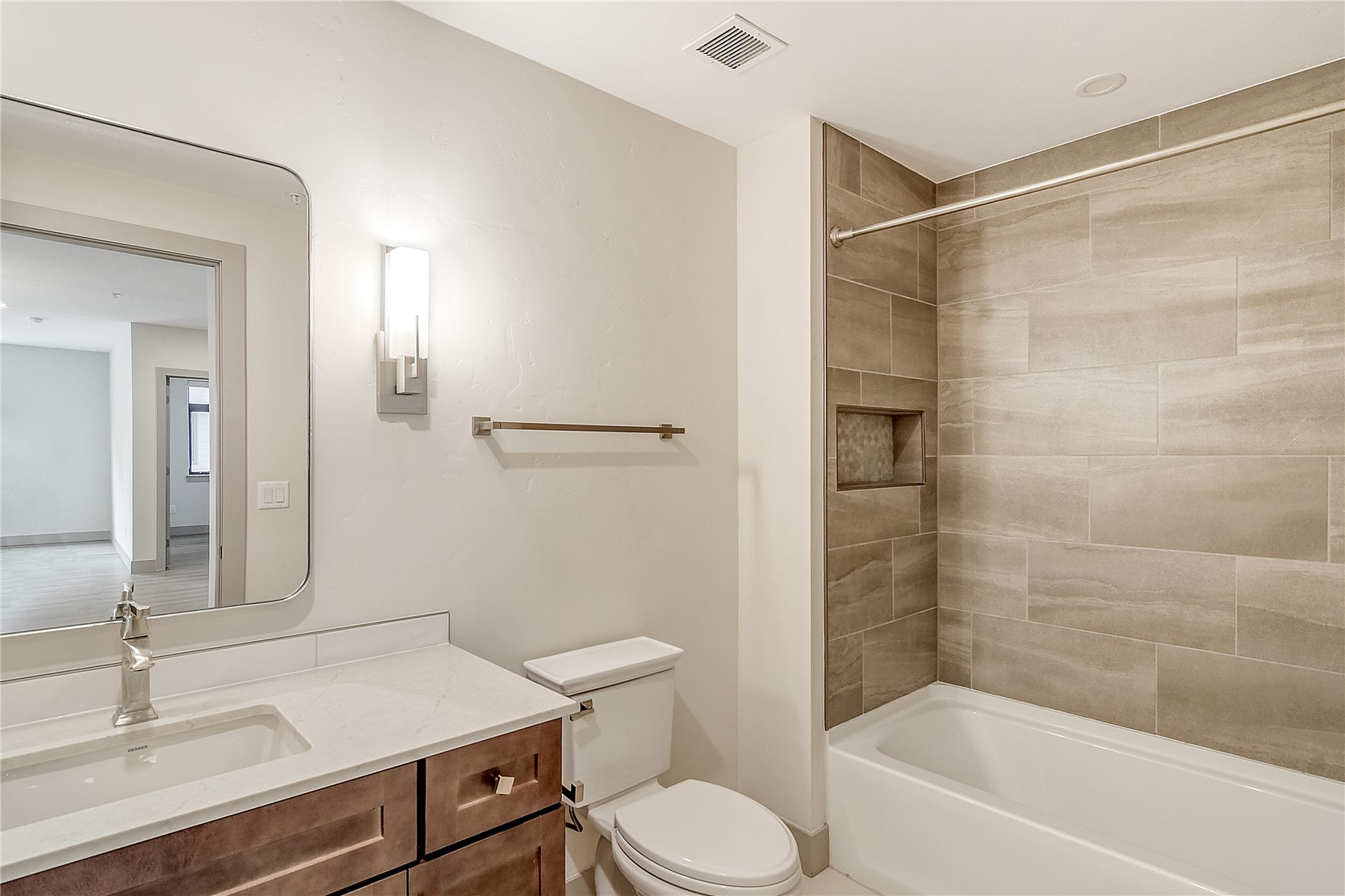 75 W 4th Street Silverthorne CO 80498