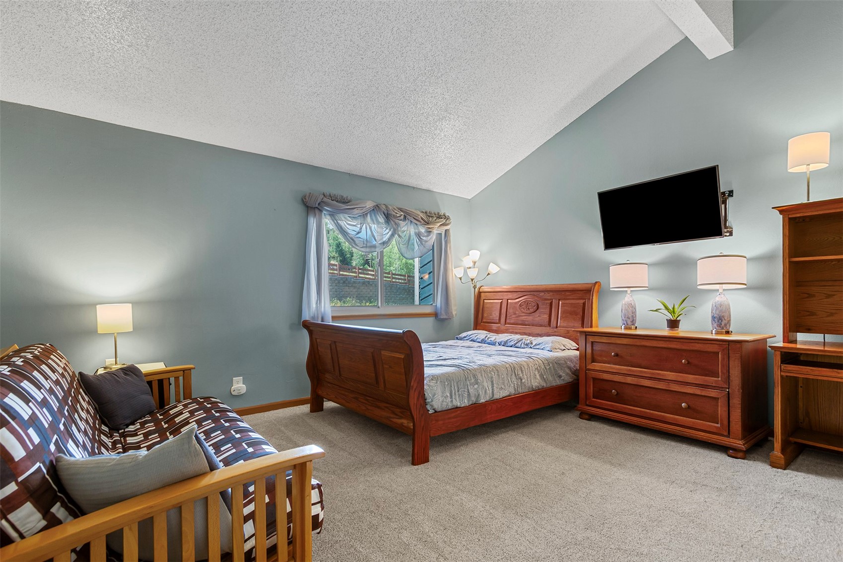 123 Burgundy Circle Silverthorne CO 80498