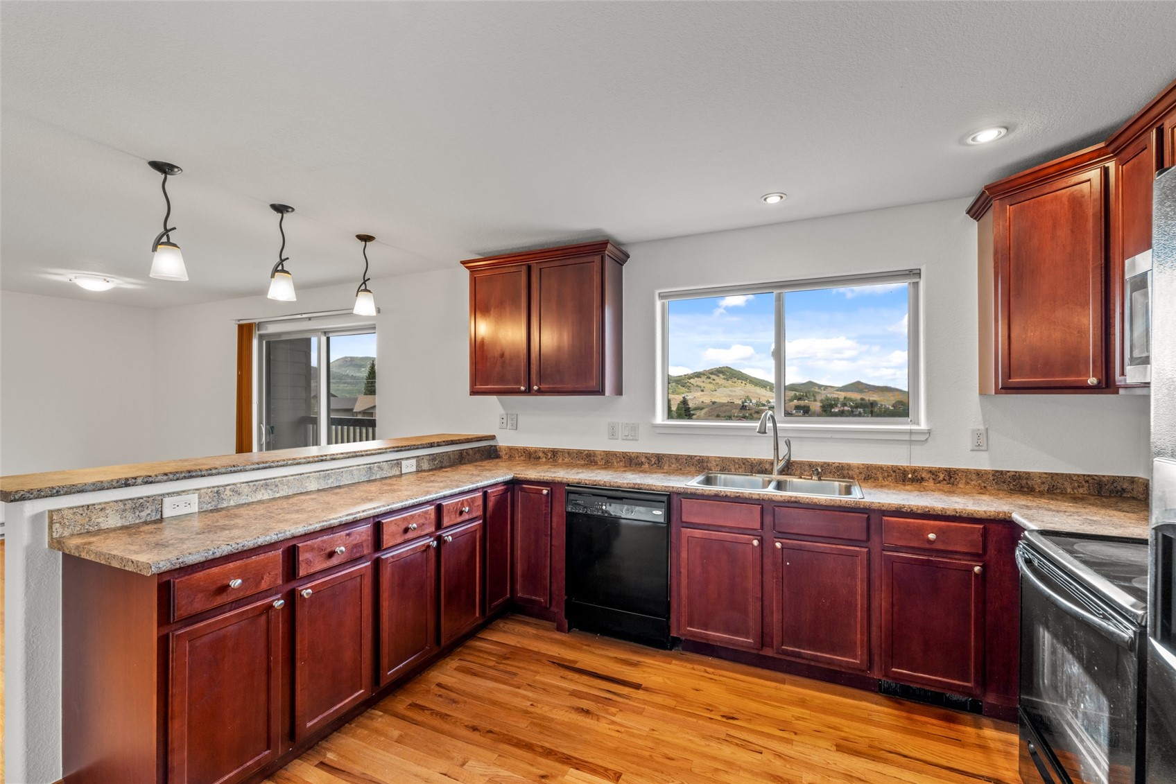 127 Oak Ridge Circle Oak Creek CO 80467