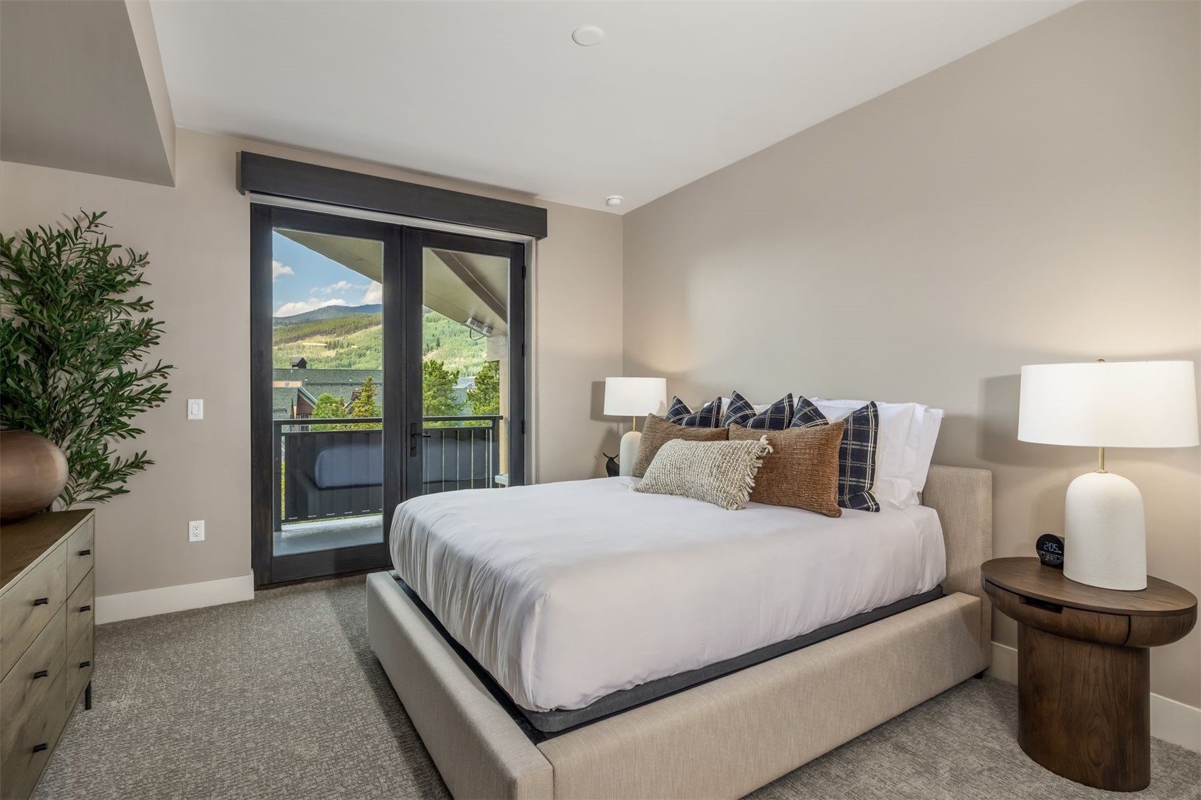 75 Hunkidori Court Keystone CO 80435