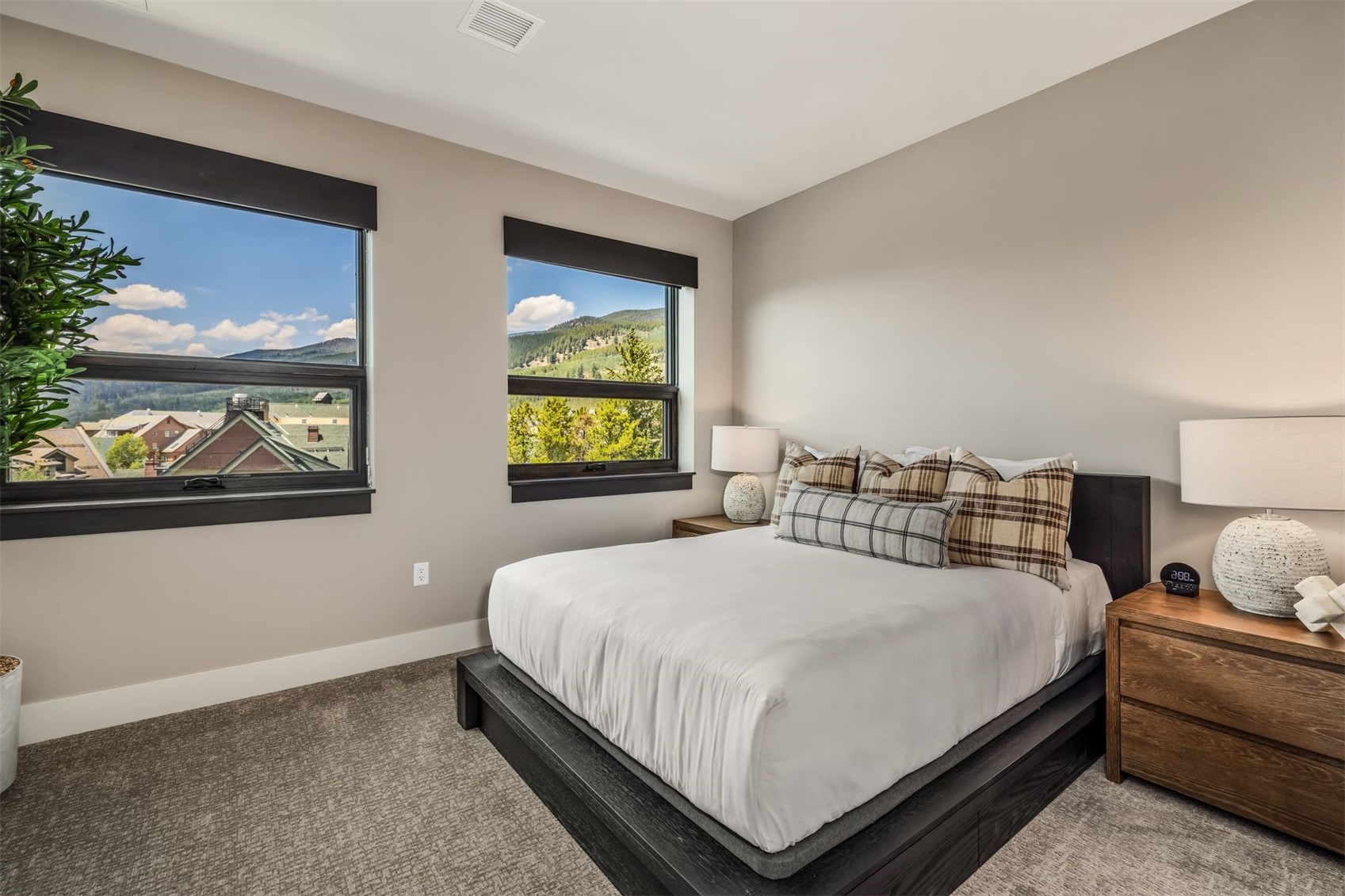 75 Hunkidori Court Keystone CO 80435