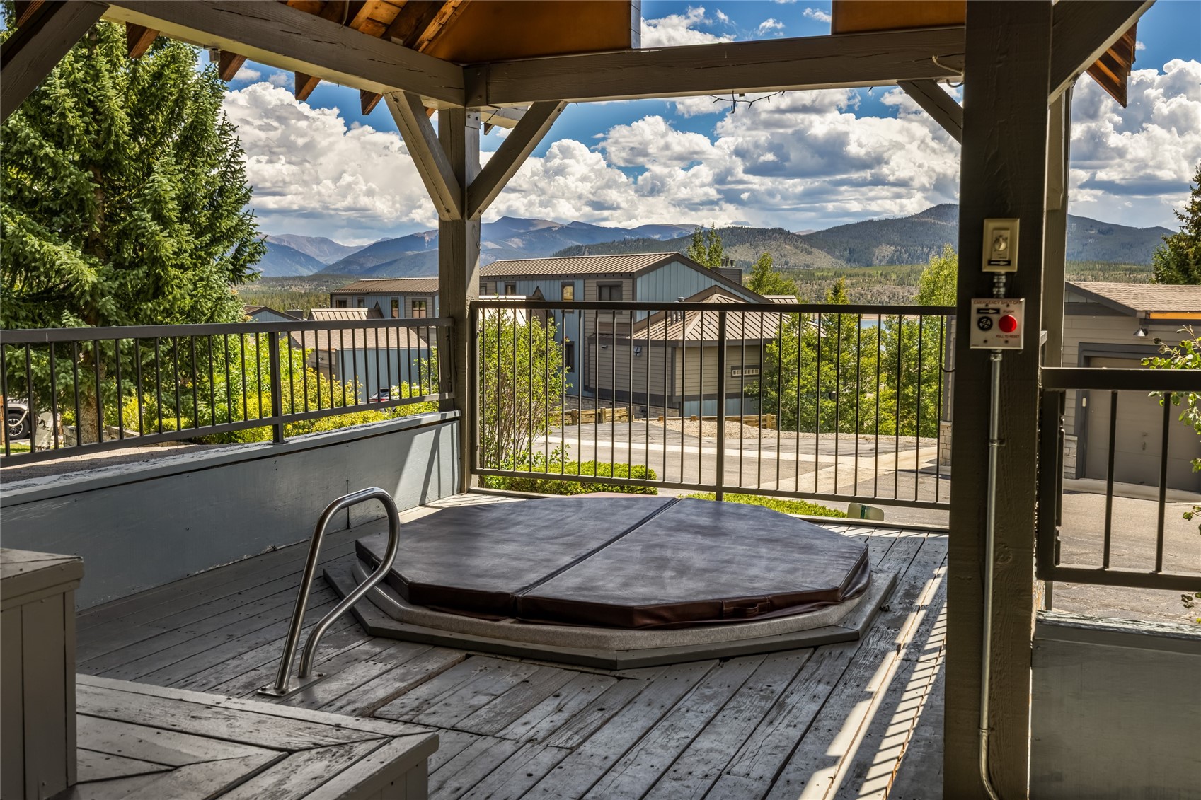 1660 Lakeview Terrace Frisco CO 80443