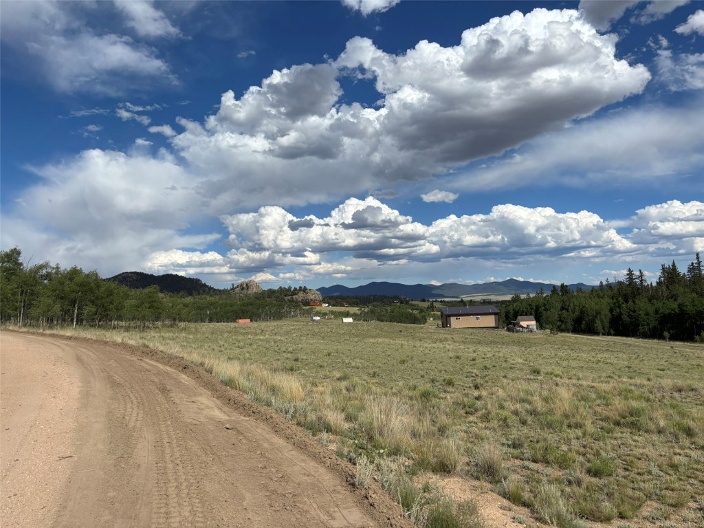 702 Pinto Trail Como CO 80432