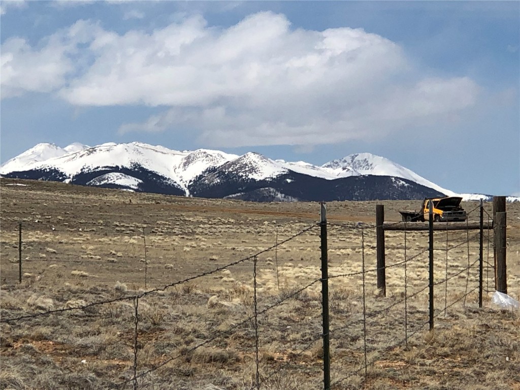 735 Link Road Como CO 80432