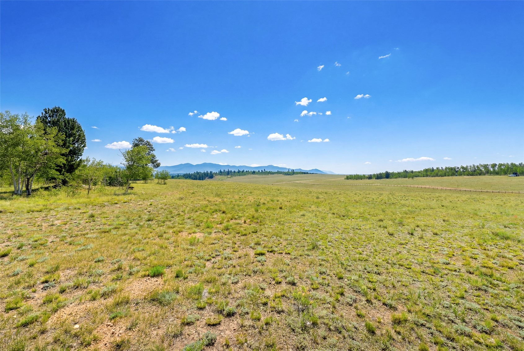 412 Smith And Wesson Road Como CO 80456