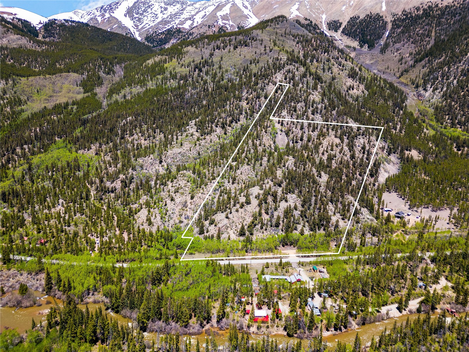 10575 Co-82 Twin Lakes CO 81251