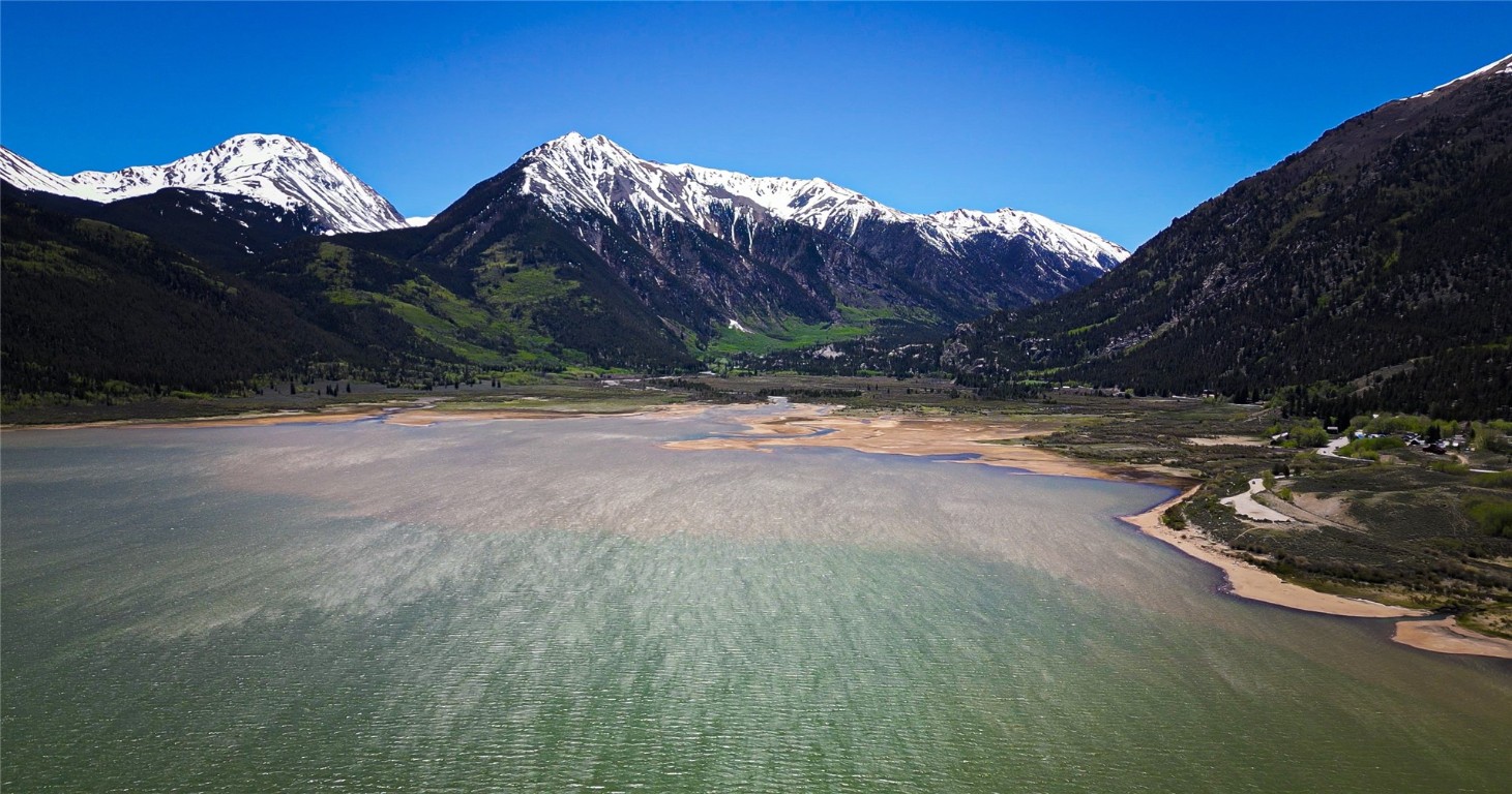 10575 Co-82 Twin Lakes CO 81251
